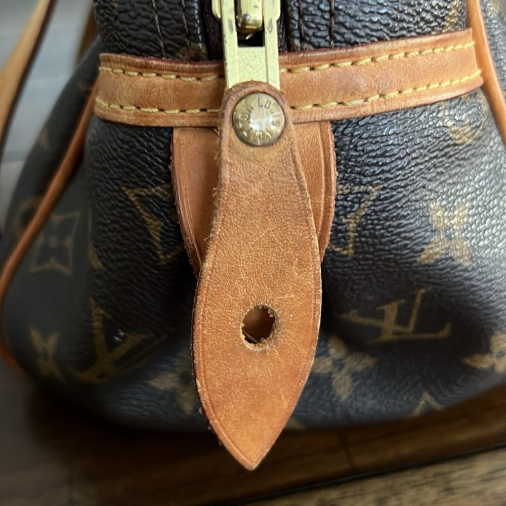 Authentic Louis Vuitton Monogram Montorgueil PM Shoulder Tote Bag - Picture 5 of 16